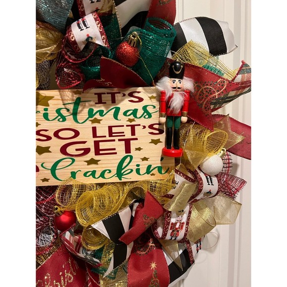 Christmas Nutcracker Holiday Ribbon Door Wreath Handmade 22 ins LED W4 - Picture 11 of 13